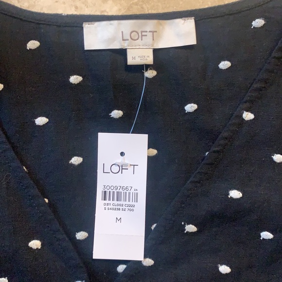 LOFT black flutter shirt - Picture 4 of 5